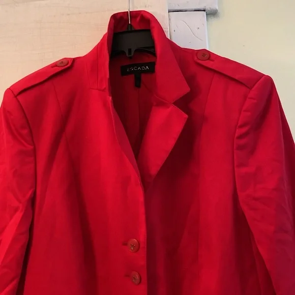Escada Cotton Stretch Gorgeous Red Logo Button Lined Jacket